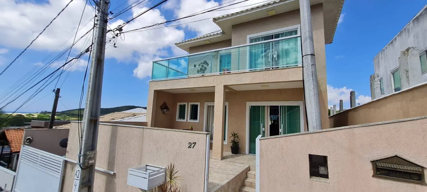 Foto 1 de Casa de Condomínio com 2 quartos à venda, 188m2 em Cabo Frio - RJ