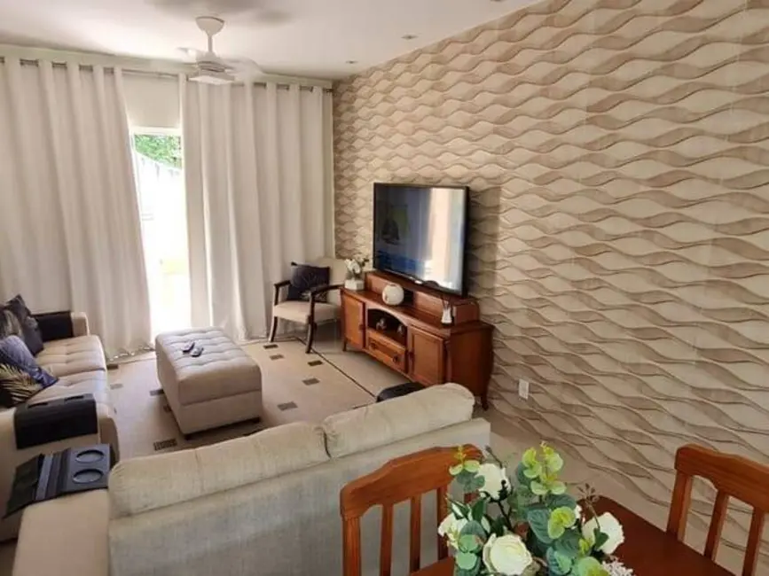 Foto 2 de Casa de Condomínio com 2 quartos à venda, 188m2 em Cabo Frio - RJ