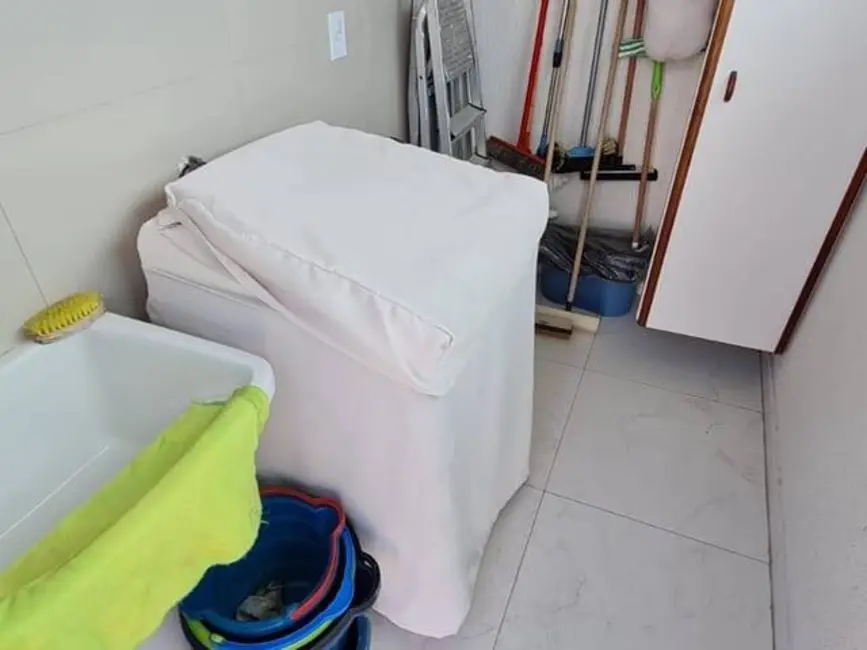 Foto 9 de Casa de Condomínio com 2 quartos à venda, 188m2 em Cabo Frio - RJ