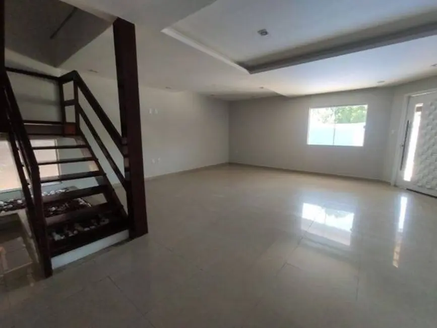 Foto 2 de Casa de Condomínio com 3 quartos à venda, 234m2 em Peró, Cabo Frio - RJ