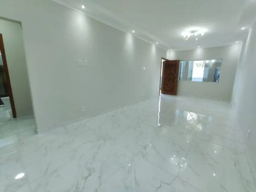 Foto 5 de Casa de Condomínio com 3 quartos à venda, 120m2 em Peró, Cabo Frio - RJ