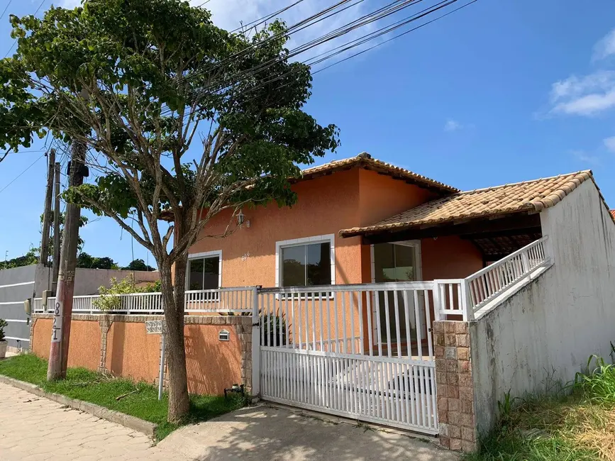 Foto 1 de Casa de Condomínio com 3 quartos à venda, 122m2 em Peró, Cabo Frio - RJ