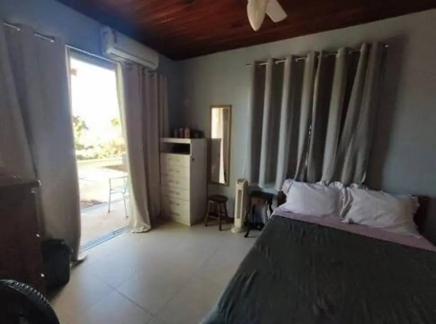 Casa de Condomínio com 4 quartos à venda, 180m2 em Peró, Cabo Frio - RJ - imagem 6 Foto 6 de Casa de Condomínio com 4 quartos à venda, 180m2 em Peró, Cabo Frio - RJ