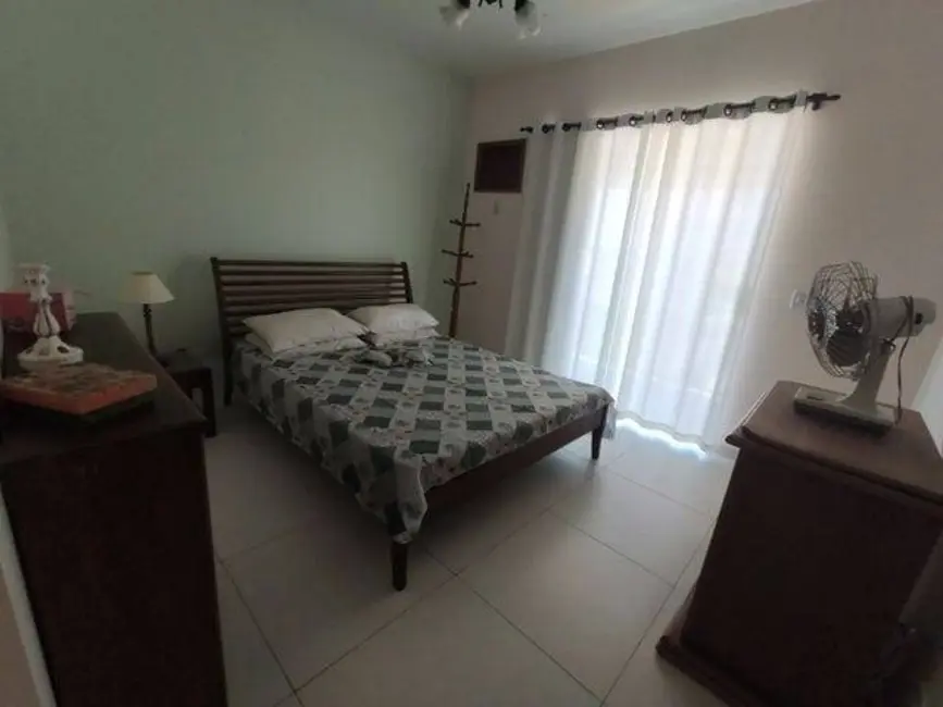 Foto 5 de Casa de Condomínio com 4 quartos à venda, 180m2 em Peró, Cabo Frio - RJ