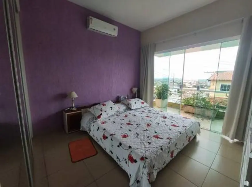 Foto 4 de Casa de Condomínio com 4 quartos à venda, 232m2 em Peró, Cabo Frio - RJ