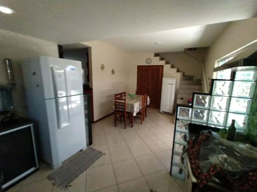 Casa de Condomínio com 5 quartos à venda, 275m2 em Peró, Cabo Frio - RJ - imagem 6 Foto 6 de Casa de Condomínio com 5 quartos à venda, 275m2 em Peró, Cabo Frio - RJ