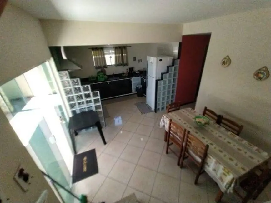 Casa de Condomínio com 5 quartos à venda, 275m2 em Peró, Cabo Frio - RJ - imagem 3 Foto 3 de Casa de Condomínio com 5 quartos à venda, 275m2 em Peró, Cabo Frio - RJ