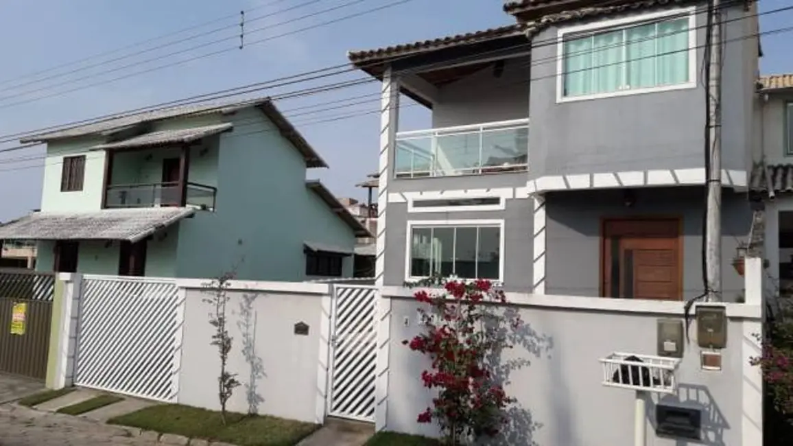 Foto 2 de Casa de Condomínio com 5 quartos à venda, 215m2 em Peró, Cabo Frio - RJ