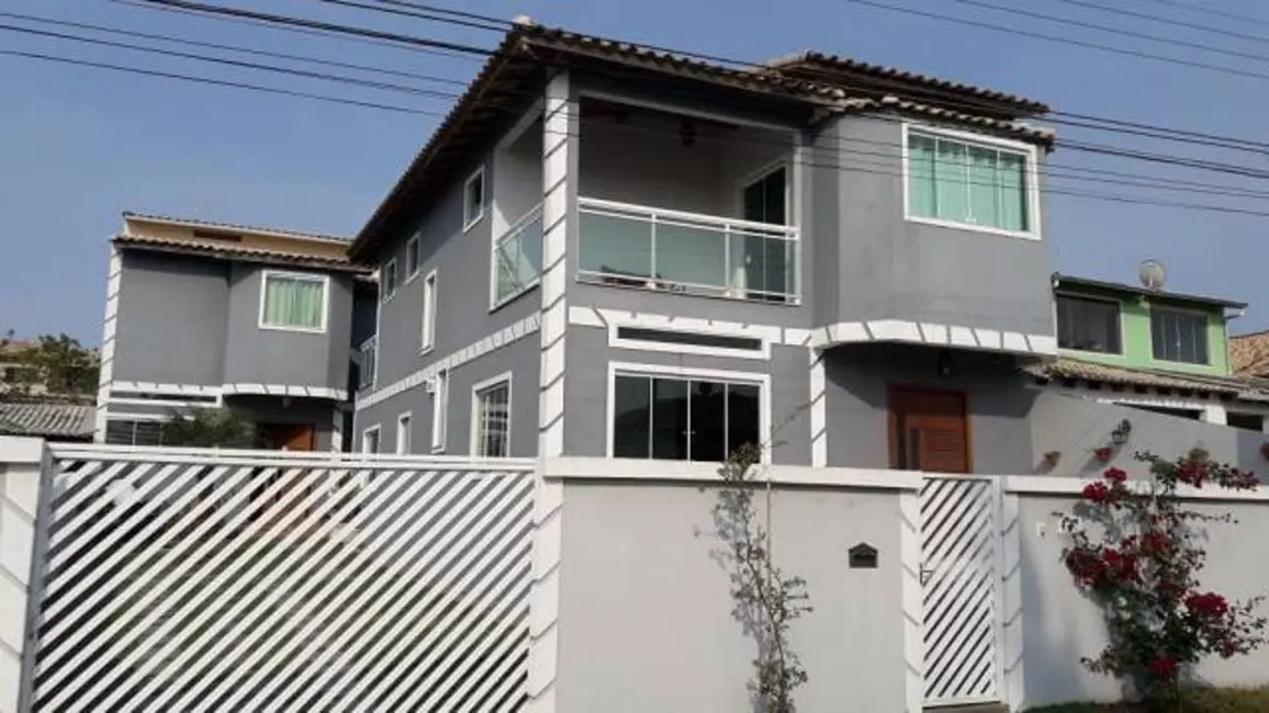 Foto 1 de Casa de Condomínio com 5 quartos à venda, 215m2 em Peró, Cabo Frio - RJ