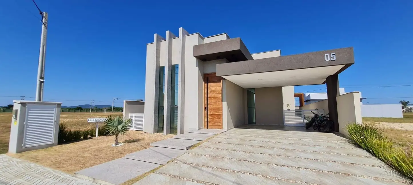 Foto 1 de Casa de Condomínio com 3 quartos à venda, 178m2 em Cabo Frio - RJ