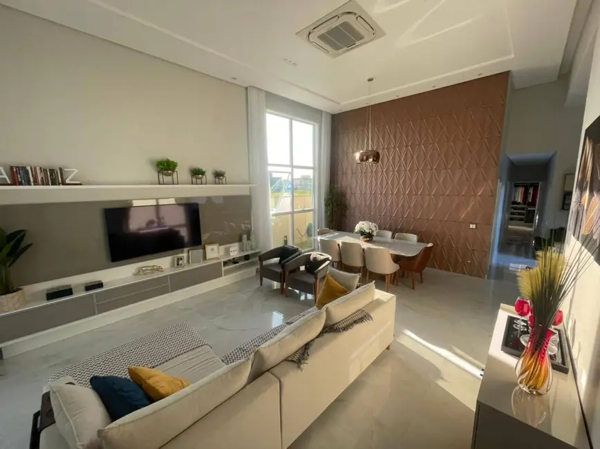 Foto 4 de Casa de Condomínio com 3 quartos à venda, 178m2 em Cabo Frio - RJ