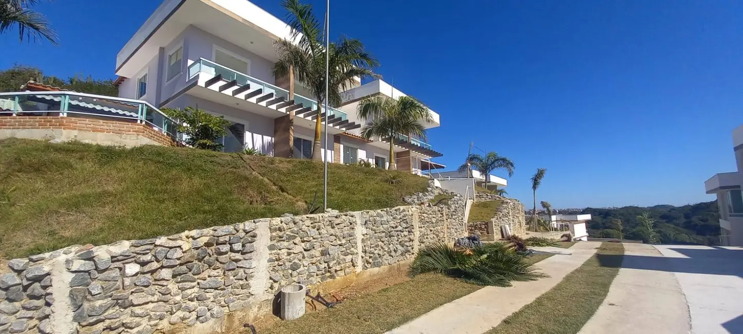 Foto 2 de Casa de Condomínio com 2 quartos à venda, 73m2 em Peró, Cabo Frio - RJ