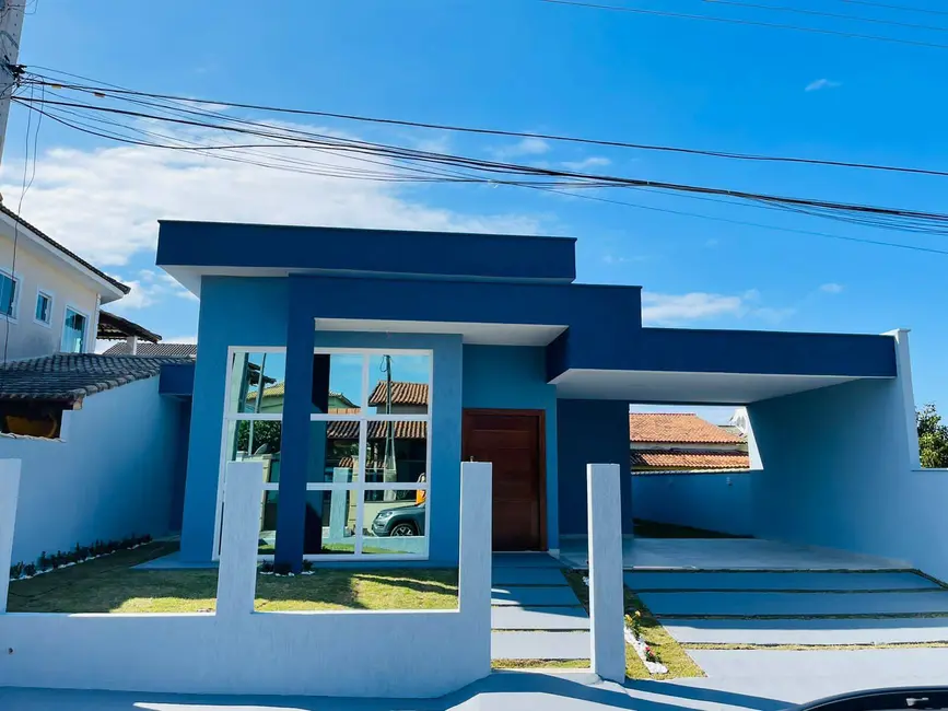 Foto 1 de Casa de Condomínio com 3 quartos à venda, 128m2 em Peró, Cabo Frio - RJ