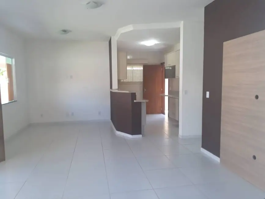 Casa de Condomínio com 3 quartos à venda, 110m2 em Peró, Cabo Frio - RJ - imagem 3 Foto 3 de Casa de Condomínio com 3 quartos à venda, 110m2 em Peró, Cabo Frio - RJ