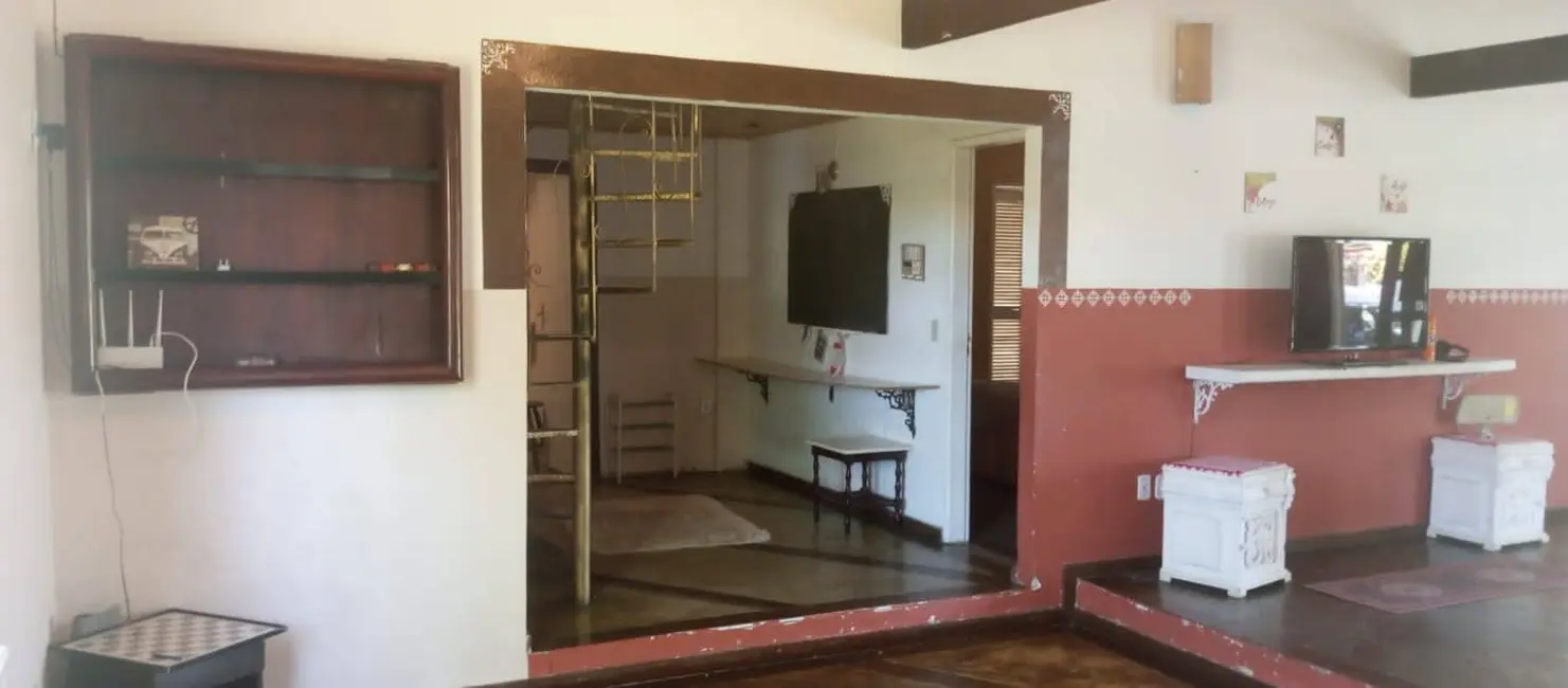 Casa de Condomínio com 3 quartos à venda, 3100m2 em Retiro, Sao Pedro Da Aldeia - RJ - imagem 5 Foto 5 de Casa de Condomínio com 3 quartos à venda, 3100m2 em Retiro, Sao Pedro Da Aldeia - RJ