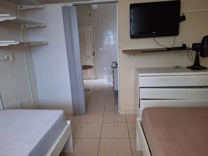 Foto 6 de Apartamento com 1 quarto à venda, 30m2 em Centro, Cabo Frio - RJ