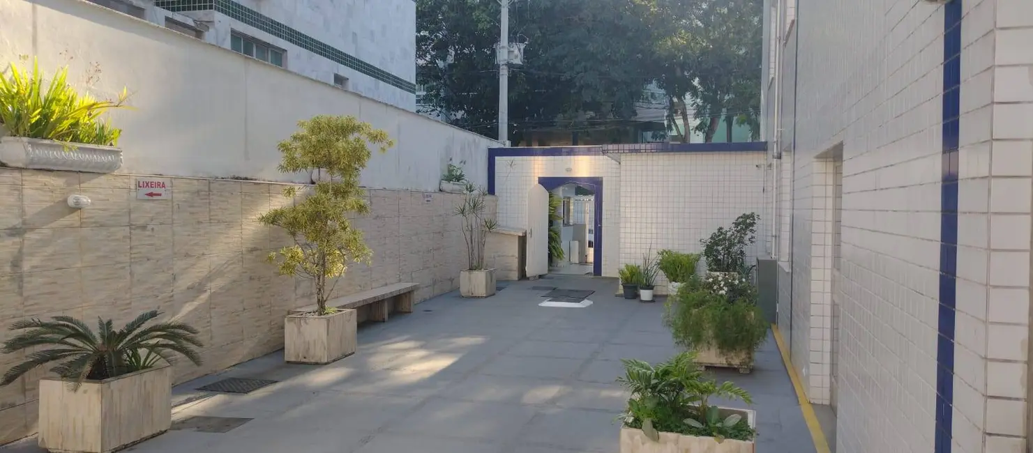 Apartamento com 3 quartos à venda, 106m2 em Vila Nova, Cabo Frio - RJ - imagem 4 Foto 4 de Apartamento com 3 quartos à venda, 106m2 em Vila Nova, Cabo Frio - RJ