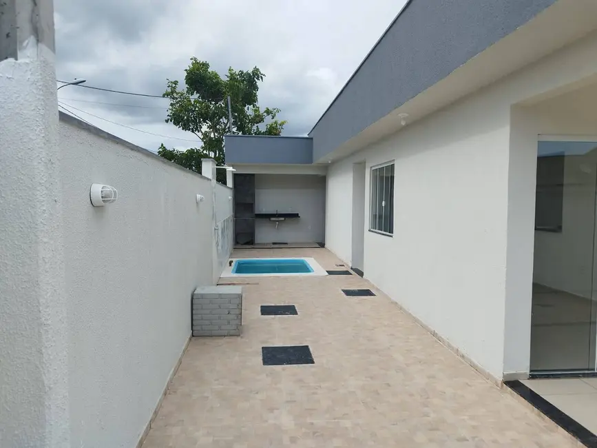 Foto 5 de Casa com 2 quartos à venda, 65m2 em Cabo Frio - RJ