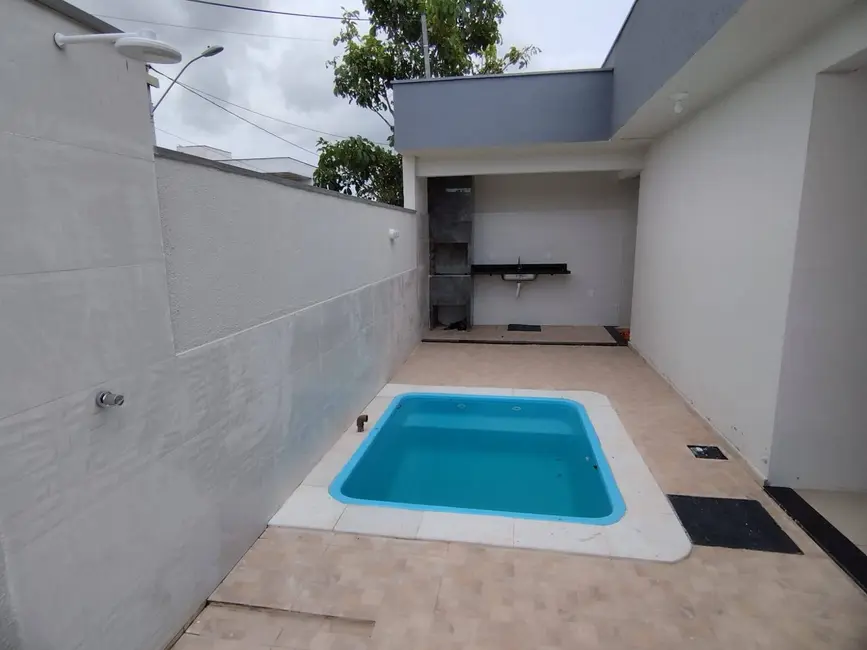 Foto 6 de Casa com 2 quartos à venda, 65m2 em Cabo Frio - RJ