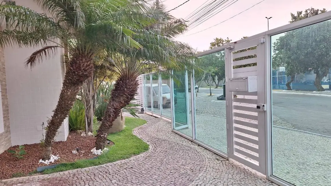 Foto 2 de Cobertura com 3 quartos à venda, 223m2 em Passagem, Cabo Frio - RJ