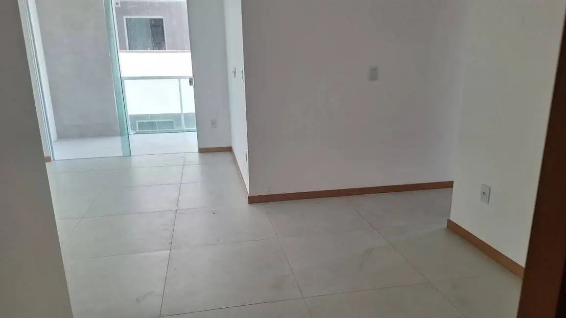 Apartamento com 2 quartos à venda, 105m2 em Braga, Cabo Frio - RJ - imagem 4 Foto 4 de Apartamento com 2 quartos à venda, 105m2 em Braga, Cabo Frio - RJ