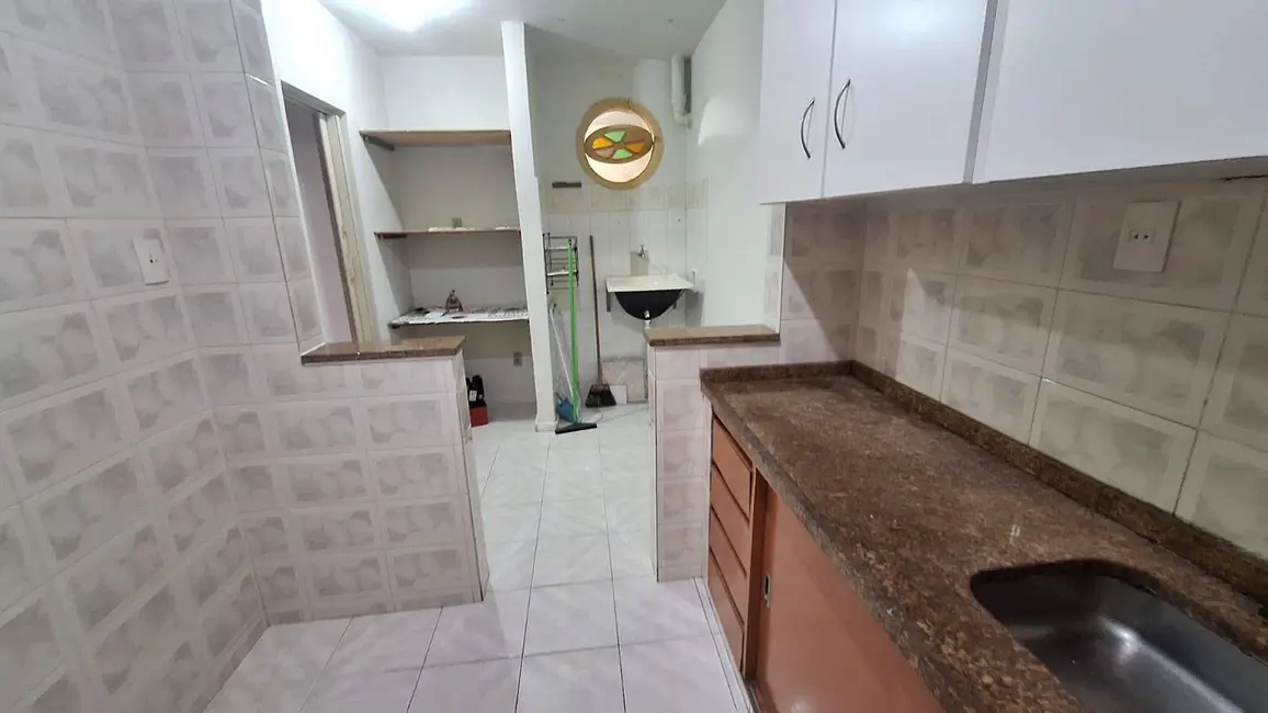 Apartamento com 1 quarto à venda, 50m2 em Centro, Cabo Frio - RJ - imagem 9 Foto 9 de Apartamento com 1 quarto à venda, 50m2 em Centro, Cabo Frio - RJ