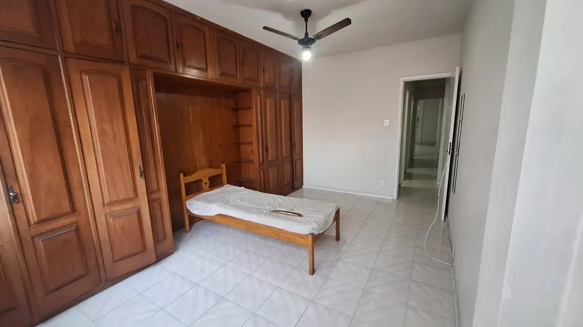 Apartamento com 1 quarto à venda, 50m2 em Centro, Cabo Frio - RJ - imagem 5 Foto 5 de Apartamento com 1 quarto à venda, 50m2 em Centro, Cabo Frio - RJ