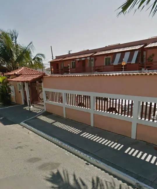 Foto 1 de Casa de Condomínio com 2 quartos à venda, 77m2 em Parque Burle, Cabo Frio - RJ