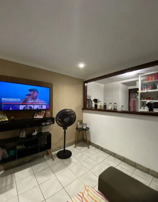 Foto 5 de Casa de Condomínio com 2 quartos à venda, 77m2 em Parque Burle, Cabo Frio - RJ