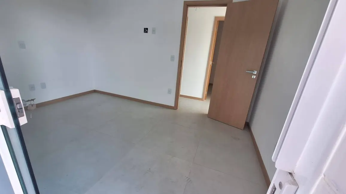 Foto 9 de Apartamento com 2 quartos à venda, 103m2 em Braga, Cabo Frio - RJ