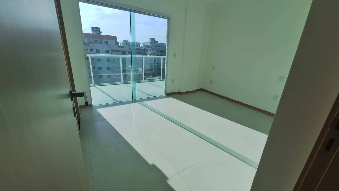 Foto 7 de Apartamento com 2 quartos à venda, 103m2 em Braga, Cabo Frio - RJ