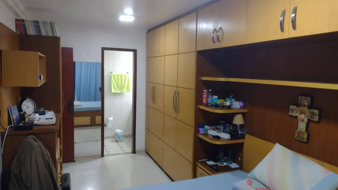 Foto 9 de Apartamento com 2 quartos à venda, 108m2 em Centro, Cabo Frio - RJ