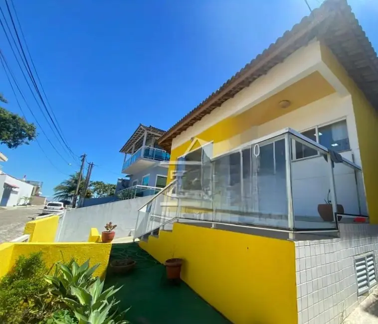 Foto 2 de Casa de Condomínio com 3 quartos à venda, 130m2 em Ogiva, Cabo Frio - RJ