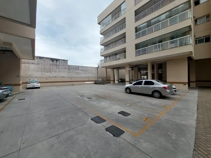 Apartamento com 3 quartos à venda, 109m2 em Centro, Cabo Frio - RJ - imagem 1 Foto 1 de Apartamento com 3 quartos à venda, 109m2 em Centro, Cabo Frio - RJ