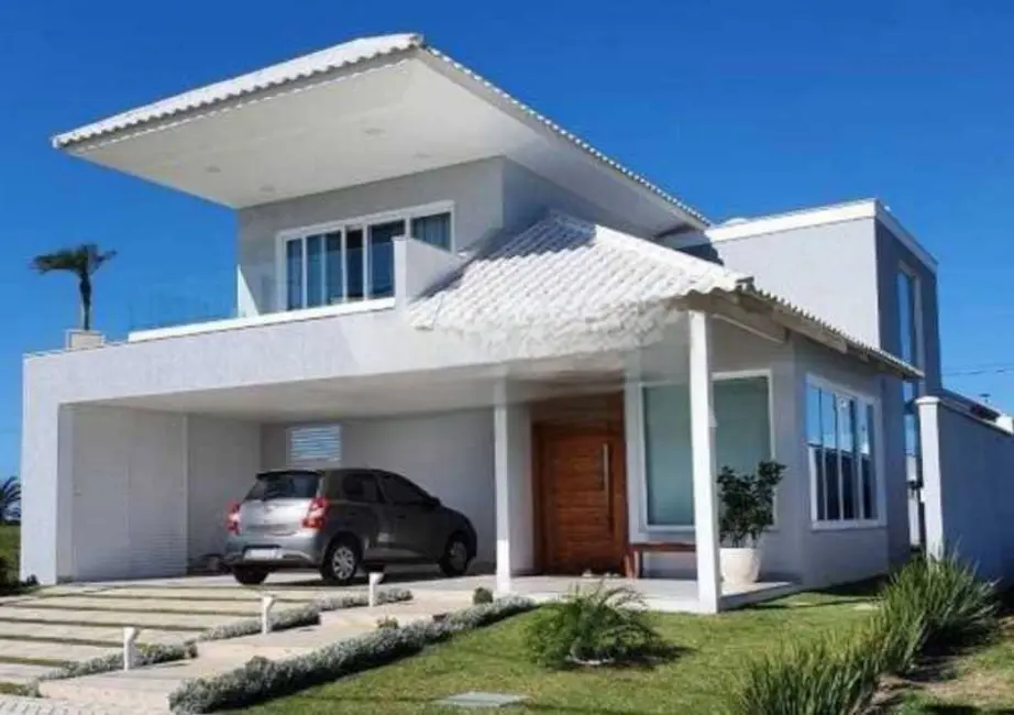 Foto 1 de Casa de Condomínio com 3 quartos à venda, 248m2 em Ogiva, Cabo Frio - RJ