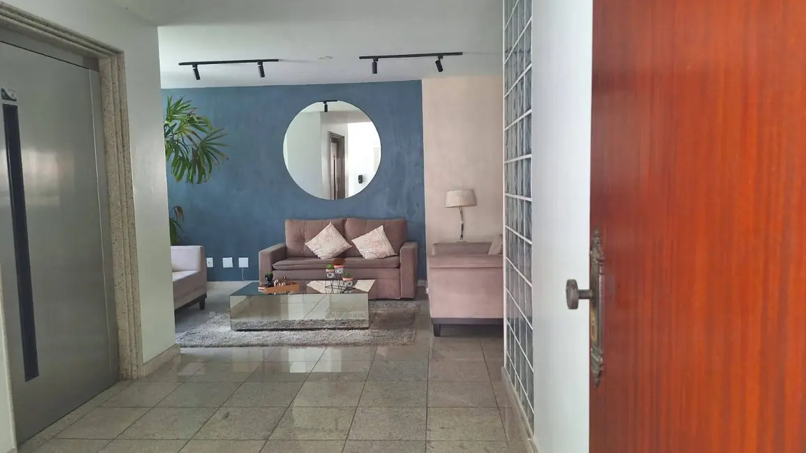 Foto 3 de Apartamento com 2 quartos à venda, 75m2 em Cabo Frio - RJ