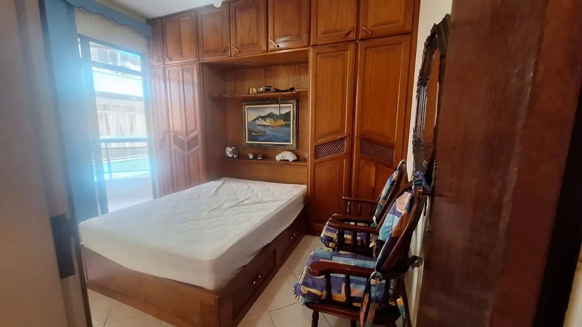 Foto 8 de Apartamento com 2 quartos à venda, 75m2 em Cabo Frio - RJ