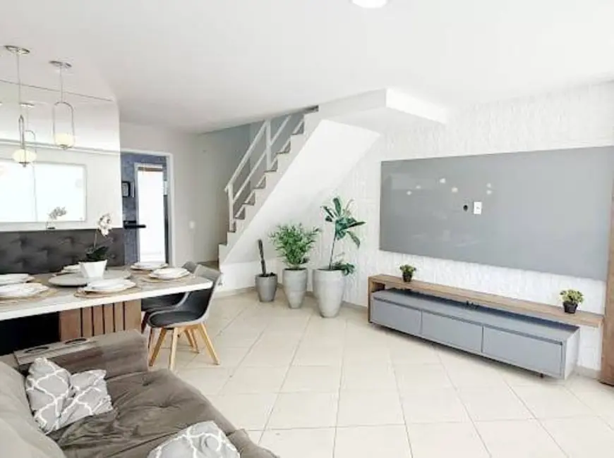 Foto 4 de Casa de Condomínio com 2 quartos à venda, 84m2 em Palmeiras, Cabo Frio - RJ