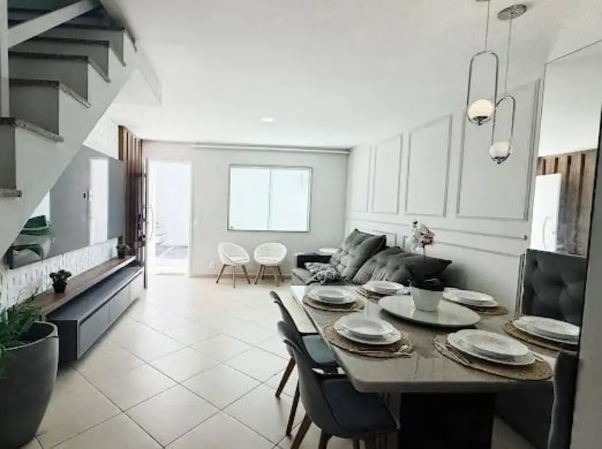 Foto 3 de Casa de Condomínio com 2 quartos à venda, 84m2 em Palmeiras, Cabo Frio - RJ