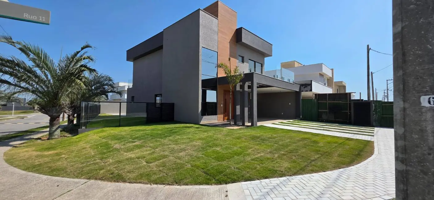 Foto 1 de Casa de Condomínio com 4 quartos à venda, 197m2 em Reserva do Peró, Cabo Frio - RJ