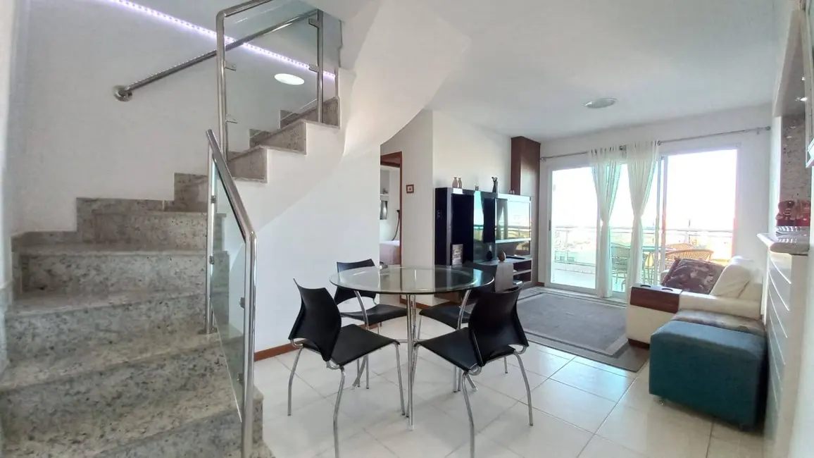 Foto 6 de Cobertura com 3 quartos à venda, 160m2 em Centro, Cabo Frio - RJ