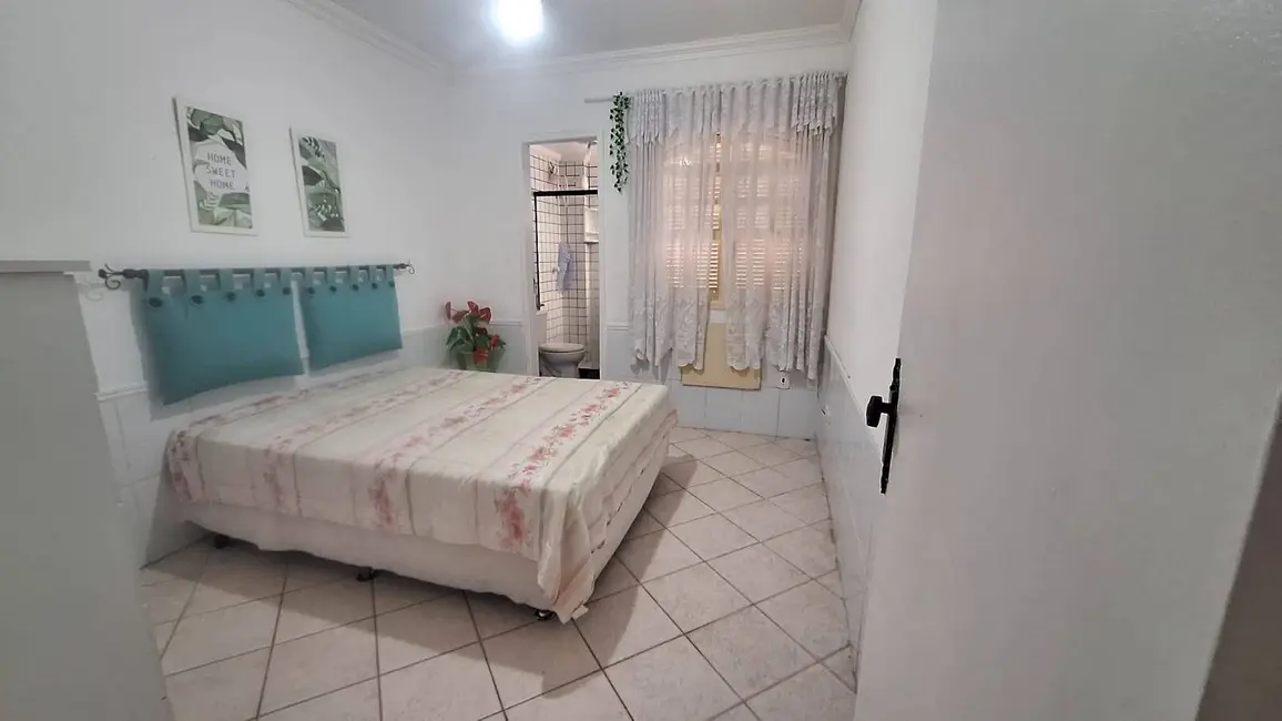 Foto 6 de Casa de Condomínio com 2 quartos à venda, 61m2 em Ogiva, Cabo Frio - RJ