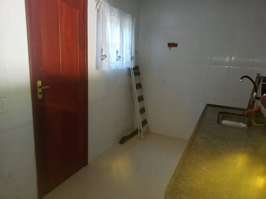 Foto 9 de Casa de Condomínio com 2 quartos à venda, 75m2 em Ogiva, Cabo Frio - RJ