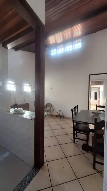 Foto 4 de Apartamento com 2 quartos à venda, 65m2 em Centro, Cabo Frio - RJ