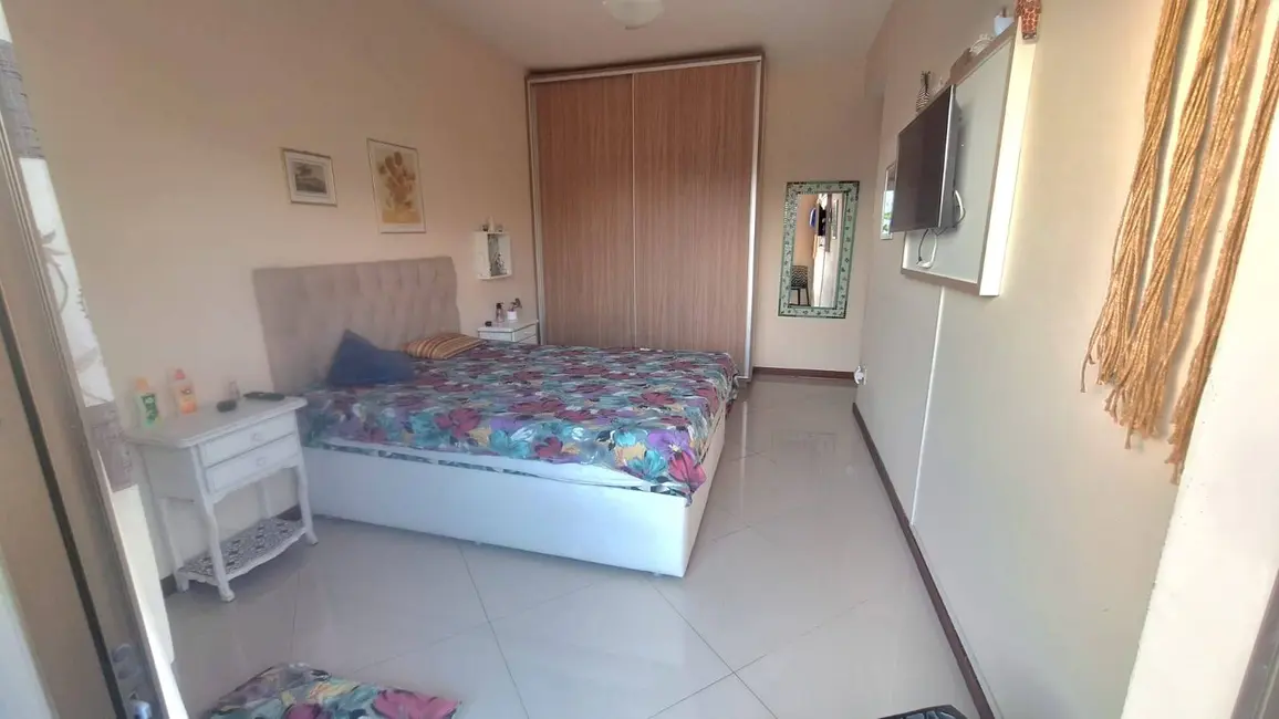 Foto 8 de Apartamento com 3 quartos à venda, 100m2 em Braga, Cabo Frio - RJ