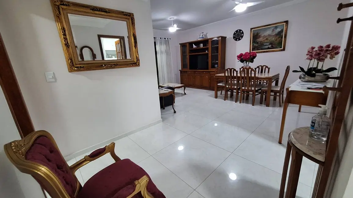 Foto 3 de Apartamento com 3 quartos à venda, 175m2 em Cabo Frio - RJ
