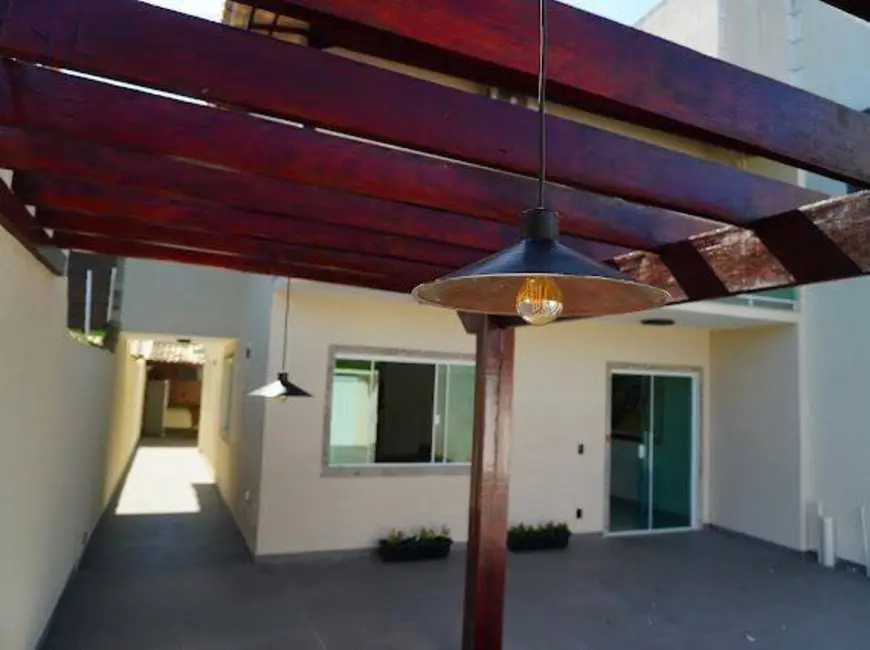 Foto 3 de Casa com 3 quartos à venda, 160m2 em Cabo Frio - RJ