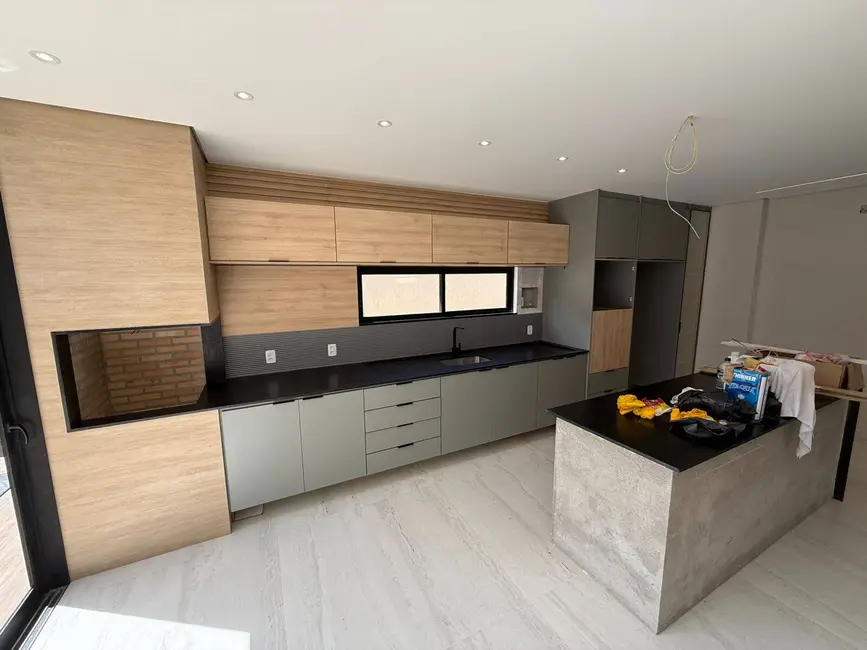 Foto 6 de Casa de Condomínio com 3 quartos à venda, 182m2 em Cabo Frio - RJ