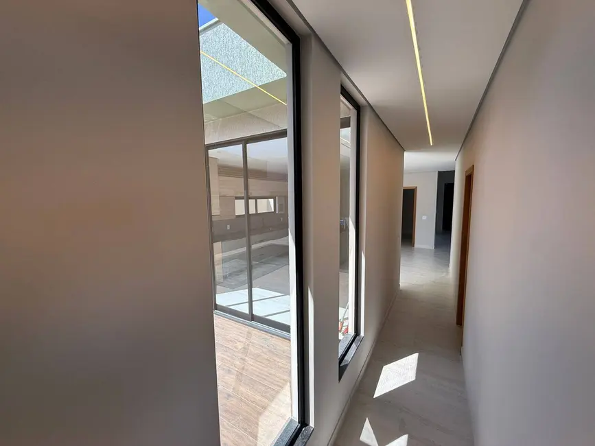 Foto 5 de Casa de Condomínio com 3 quartos à venda, 182m2 em Cabo Frio - RJ