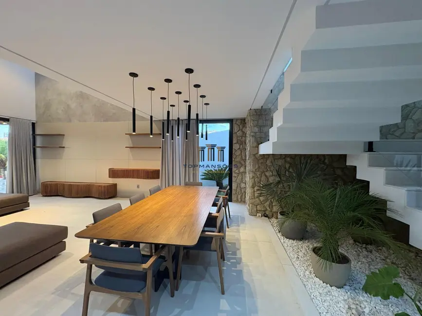 Foto 4 de Casa de Condomínio com 4 quartos à venda, 377m2 em Vespasiano - MG